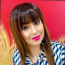 Deborah Vassallo's Instagram, Twitter & Facebook