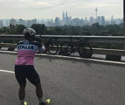 Secara tak sengaja ader plak mahkluk allah nie interframe. Engku Emran Naik Hantu Di Klia Ada Apa