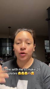 Preparing 20 Healthy Plates for a Sugar-Free Challenge