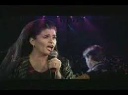 Home » vrei să dormi. Iris Felicia Filip Baby Live At Iris Athenaeum 2000 Youtube