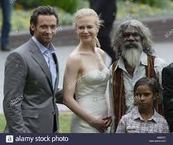 Gulpilil a man of the mandipingu group of the yolngu culture. Hugh Jackman Nicole Kidman Brandon Walters Und David Gulpilil Pressekonferenz Auf Der Sydney Harbour Watten Vor Der Weltpremiere Von Australien Sydney Australien 181108 Stockfotografie Alamy