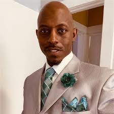 Demetrius Pate's Instagram, Twitter & Facebook