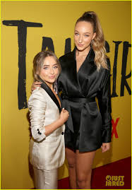 5′ 0″ (1.52 m) weight: Ava Michelle Sabrina Carpenter Celebrate The Premiere Of Tall Girl Photo 1258958 Anjelika Washington Ava Michelle Clara Wilsey Luke Eisner Rico Paris Sabrina Carpenter Tall Girl Pictures Just Jared Jr