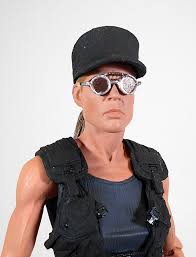 Neca continues giving us figures that we could have only dreamed of having when we were younger. Terminator 2 Judgement Day Ultimate Sarah Connor By Neca Figurefan Zero