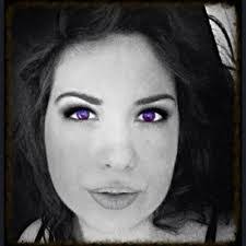 Andrea Grey's Instagram, Twitter & Facebook