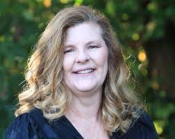 Terri Renfrow's Instagram, Twitter & Facebook