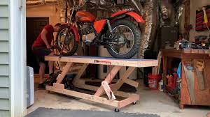 For mine i changed it a bit , mine is longer and higher than shown in the plans. Diy Wooden Motorcycle Lift For Under 170 Youtube