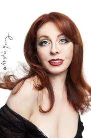 The 1988 film elvira, mistress of the dark character played by cassandra peterson. Casandra Petersen Elvira 2011 Cassandra Peterson Cassandra Beauty