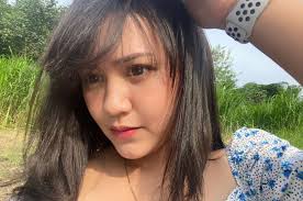 Siapa itu happy asmara?, apa agama dari usia kelas 1 smp, ia sudah tergabung dengan grub musik om (orkes melayu) the rosta. Dulu Tinggal Di Desa Bareng Sang Nenek Mencari Rumput Untuk Ternak Pedangdut Ini Ungkap Rasa Syukurnya Kerja Dibayar Rp 50 Ribu Karena Kebutuhan