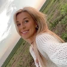 Hailey Starling🌞 (@hailey.starling) • Instagram photos and videos