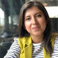 10 "Janet De Luna" profiles