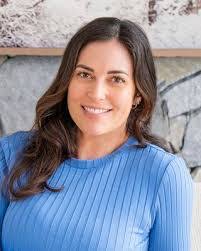 Carla Hopper's Instagram, Twitter & Facebook