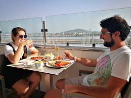 Donde comer bien y barato en zaragoza. Los Mejores Restaurantes Donde Comer En Gibraltar A Tomar Por Mundo