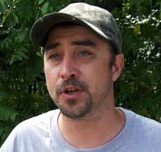 Moonshiners' Tickle Showed Alarming Signs of Health Decline in Recent  Episodes — What Serious Medical Condition Is He Battling Behind the Scenes?  Moonshiners fans have grown concerned after Tickle appeared noticeably  unwell