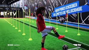 Custom molded orthotics will relieve pain in your feet, back, knees, legs and heels, and improve comfort and performance. Futsalbenficafem Visita Footlab Youtube