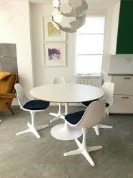 Vintage Retro White Tulip Table And 4 Chairs Arkana Round Table And Chairs Tulip Table Table