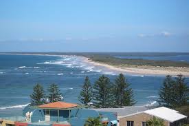 It was created by the amalgamation in 2008 of the city of caloundra and the shires of maroochy and noosa. Sunshine Coast Queensland Reisefuhrer Auf Wikivoyage