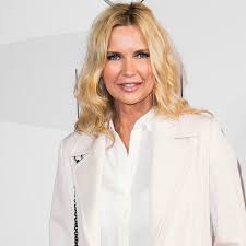 Kerry Renee Carmody XXX pics shower fun