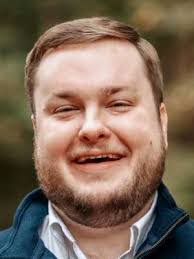 Stephen Fowler's Instagram, Twitter & Facebook