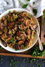 Sauteed Mushroom Garlicky Quinoa Foodisle In 2020 Quinoa Recipes Easy Vegetarian Recipes Healthy Stuffed Mushrooms