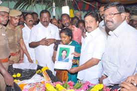 Shanmugam, his outstandingly talented wife. Bagalavan Perier B On Twitter Tn Minister For Law C V Shanmugam Paid Homage To Crpf Soldier Sankar And Handed Over Compensation Cheque To His Wife Newindianxpress Https T Co Brdvptzo3q