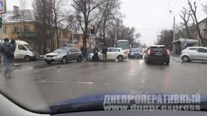 Новости днепра, справочник предприятий, афиша, фотоотчеты, маршруты транспорта и другая полезная информция. Azvu Q Gqytw5m