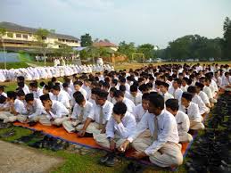 Setiap pelajaran sekolah minggu kucatat dalam sebuah buku khusus. Pelancaran Bulan Kemerdekaan Smih 2011 Ezaidin Norman