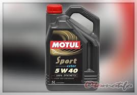 Secara umum mobil menggunakan beberapa jenis oli,seperti : Menggunakan Oli Motor Untuk Mobil Rame Motor Matic Pakai Oli Mobil Boleh Gak Sih Yuk Dibuktikan Motorplus Pada Dasarnya Semua Oli Mesin Oli Gardan Untuk Motor Beat Itu Baik Namun