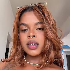 Sara Henriques (@eusarahenriques_)