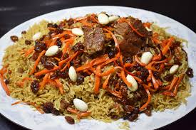 قابلی پلو ) is made by cooking basmati with mutton, lamb, beef or chicken, and oil. Traditional Kabli Pulao Kabuli Pulao Is An Afghan Dish A Variety Of Pilaf Consisting Of Steamed Rice Mixed Wi Afghan Food Recipes Pulao Recipe Kabuli Pulao