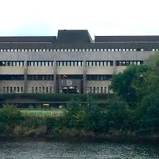 Scottish actor kevin guthrie has been jailed for sexually assaulting a vulnerable actress. Kevin Guthrie Sexual Assault Trial Scots Actor Tells Jury He Fears For His Career Glasgow Live
