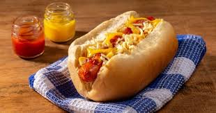 Cachorro-quente colorido