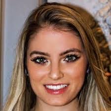 Gianna Rivera's Instagram, Twitter & Facebook