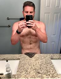 Showing that chest hair : rchesthairporn