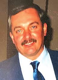 Ellen Galli's Instagram, Twitter & Facebook