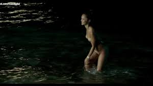 Lola le lann nude un moment degarement (2015) watch online  лола ле ланн  этот нелоий момент