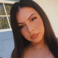 How cute is this little one? Ive been doing her moms pictures since she was  in high school and now I get this sweet girl in front of my camera... what a