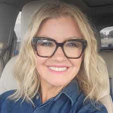 What are some recommendations for a 70th birthday trip to Ireland with  family?