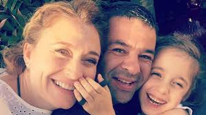 Ceyda düvenci'nin 'serebral palsi' ile mücadele eden minik kızı melisa, yürümeye başladı. Ceyda Duvenci Den Kizi Melisa Ya Duygusal Not