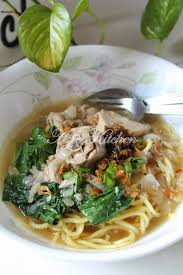 Ni sebenarnya menu 4hari lepas tak silap aku. Mee Sup Istimewa Yang Sangat Sedap Azie Kitchen