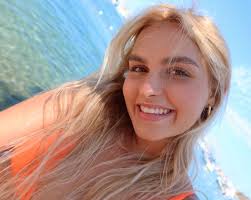 Hannah Gravelle (@hannahgravelle) · Instagram 照片和视频