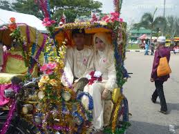 Akan menikah 3 hari lgi dgn anak siregar. Anak Klebang Adat Perkahwinan Orang Melayu Melaka Tekan Facebook