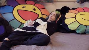 Pin By Brenda On B I L L I E E I L I S H Billie Billie Eilish She Song