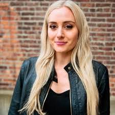 Sierra Schaefer's Instagram, Twitter & Facebook