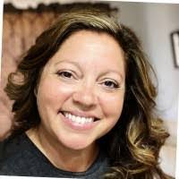 Keri Snyder's Instagram, Twitter & Facebook