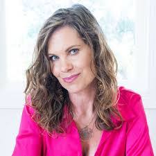 Jackie Woodside's Instagram, Twitter & Facebook