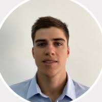 60+ perfiles de «Stocker»