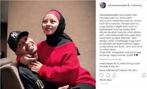 Tarikh lahir merupakan hari ulang tahun yang lazimnya disambut bagi menghargai kelahiran seseorang di dunia ini. Moga Allah Izinkan Cinta Kita Hingga Ke Syurga Sebak Baca Ucapan Siti Sarah Buat Shuib Hiburan Mstar