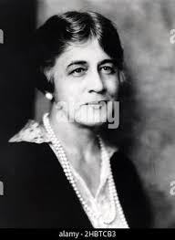 Ruth owen hi-res stock photography and images