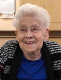 Raelene Cobb's Instagram, Twitter & Facebook